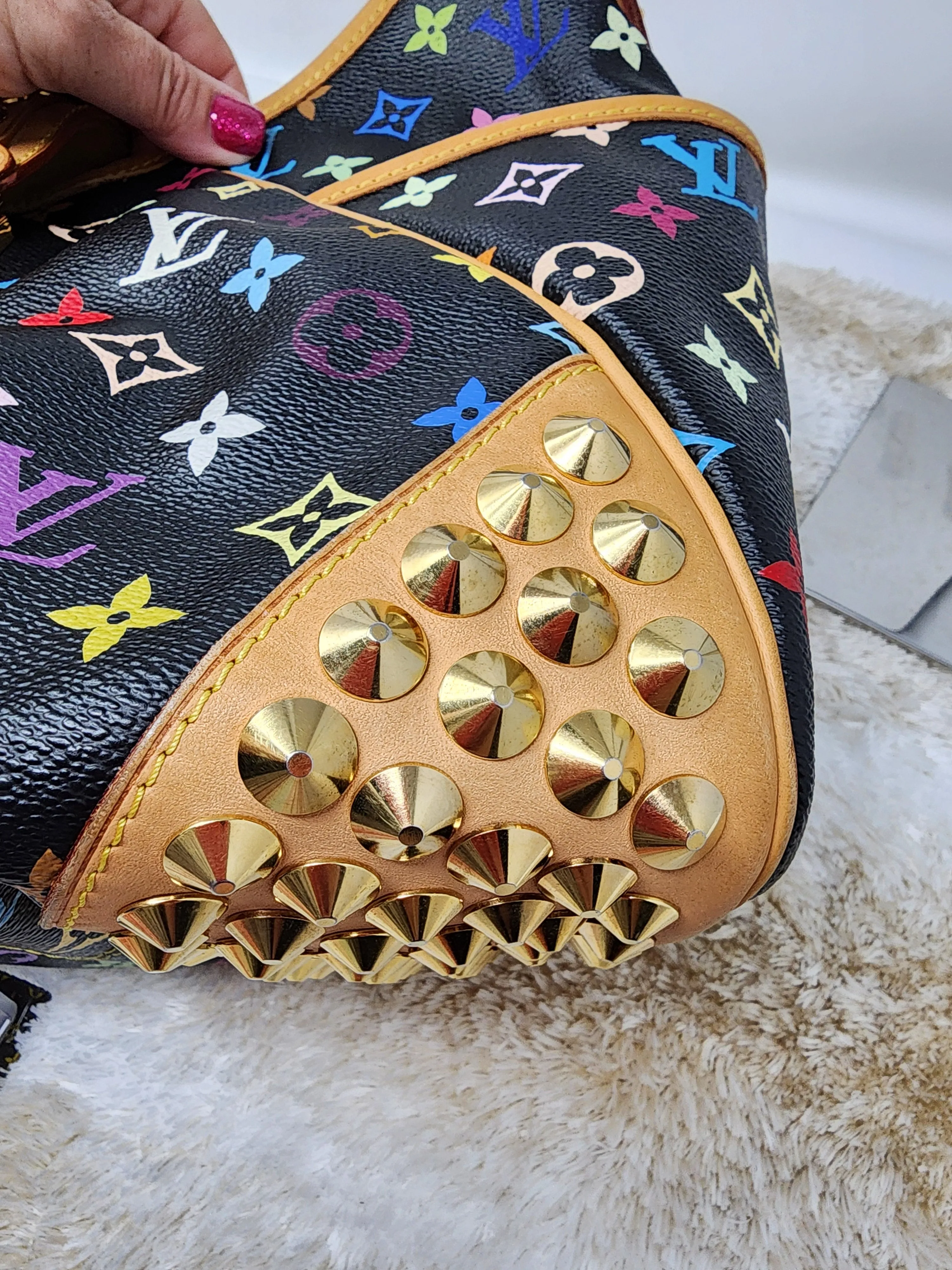 LOUIS VUITTON BLACK MULTICOLOR CHRISSIE
