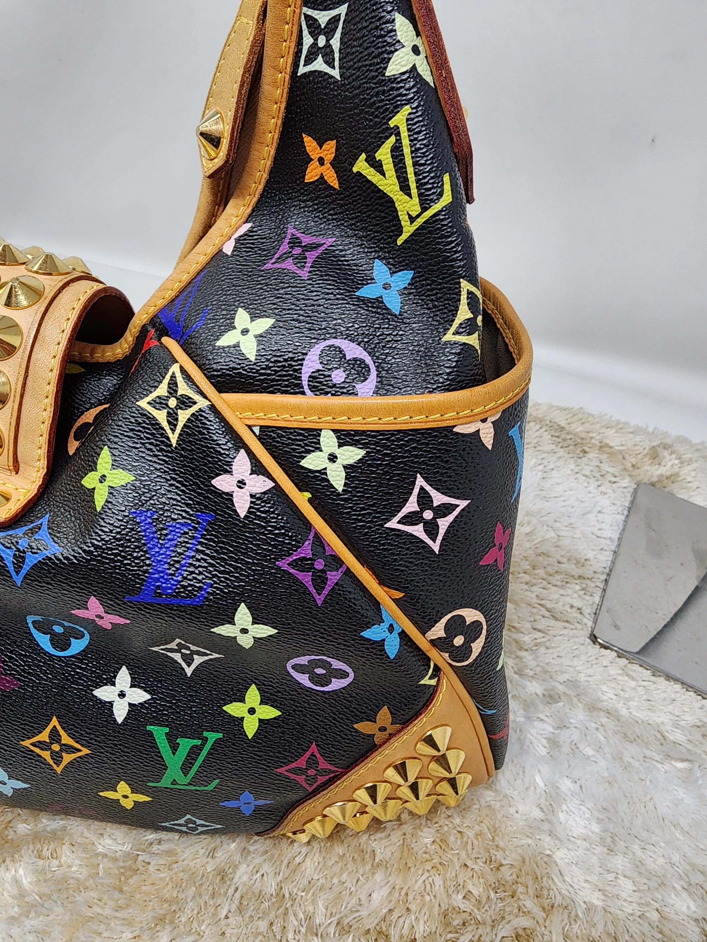 LOUIS VUITTON BLACK MULTICOLOR CHRISSIE