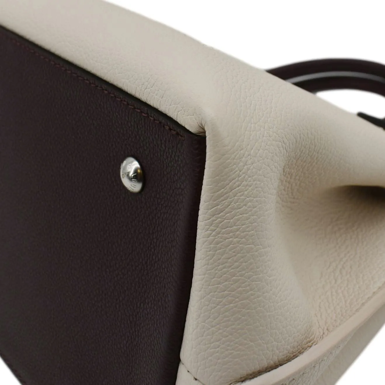 LOUIS VUITTON Lockme Day Leather Shoulder Bag Creme