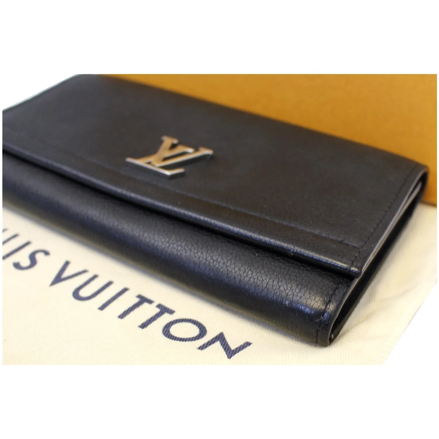 LOUIS VUITTON Lockme II Calfskin Leather Wallet Black