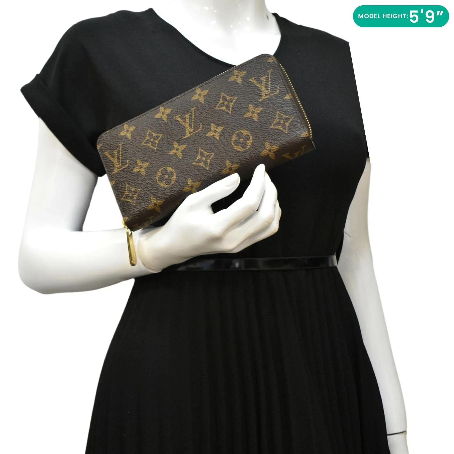 LOUIS VUITTON Zip Around Monogram Canvas Wallet Rose Ballerine