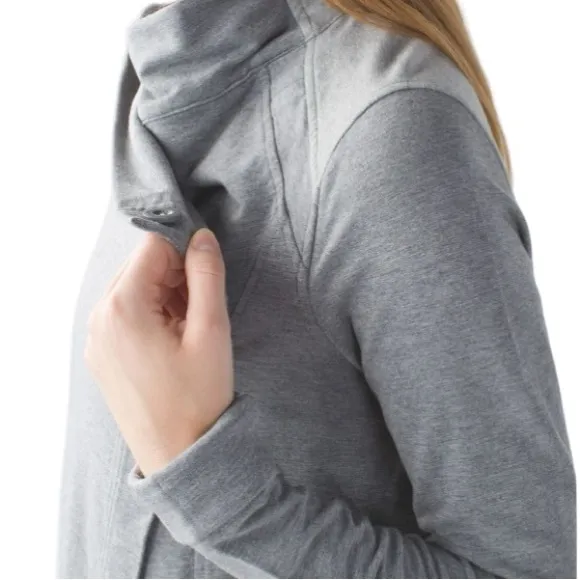 LULULEMON ATHLETICA Women’s Coast French Terry Wrap size 6