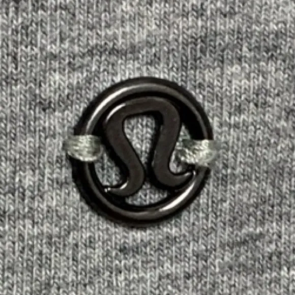 LULULEMON ATHLETICA Women’s Coast French Terry Wrap size 6