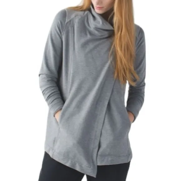 LULULEMON ATHLETICA Women’s Coast French Terry Wrap size 6