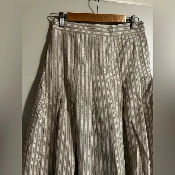 MAX STUDIO - NWT - Stripe Pleaded Maxi Skirt