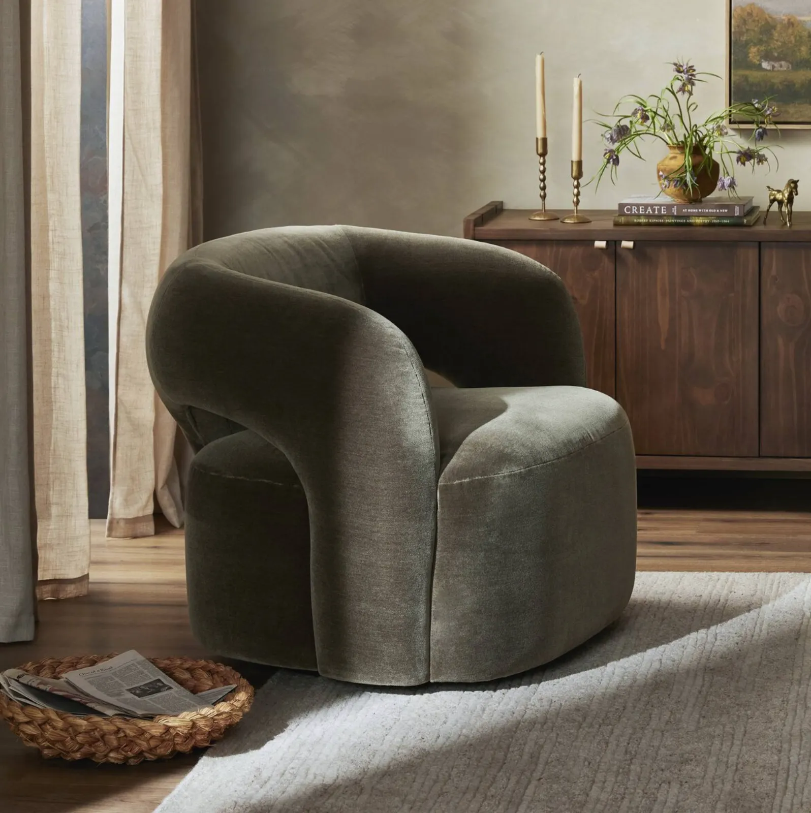 Mazie Swivel Chair- Monte Olive