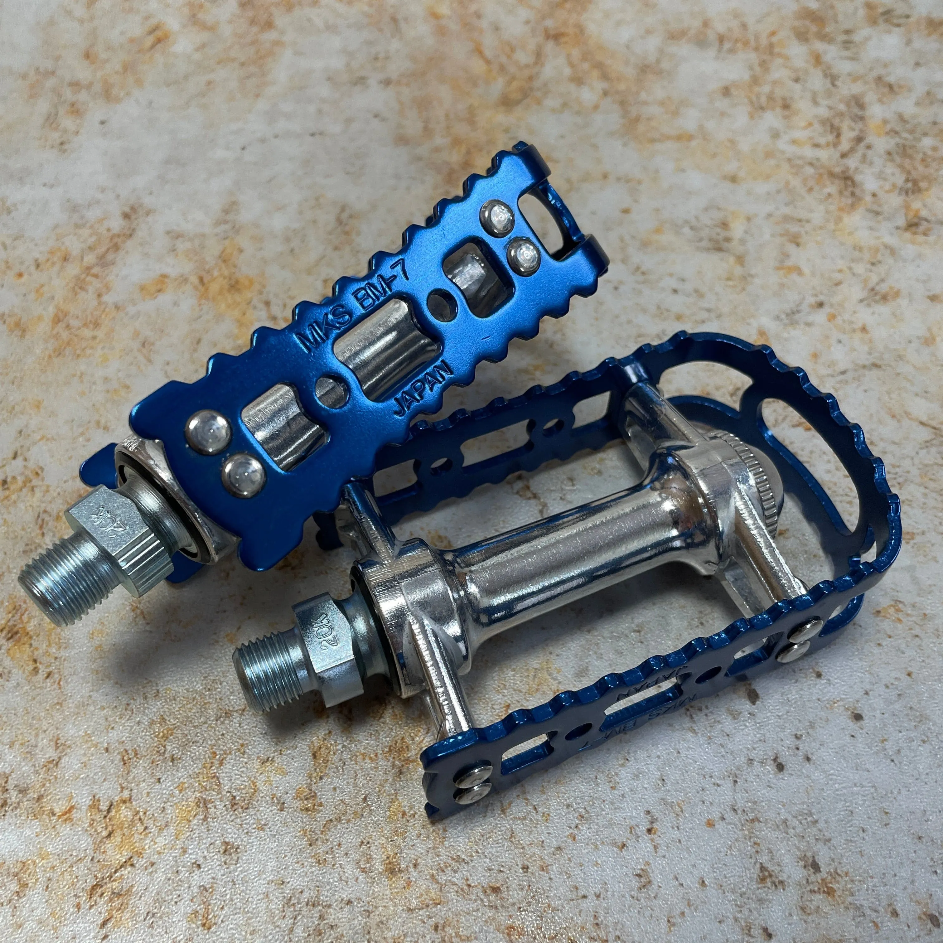 MKS BM-7 1/2 Inch Old School BMX Pedals