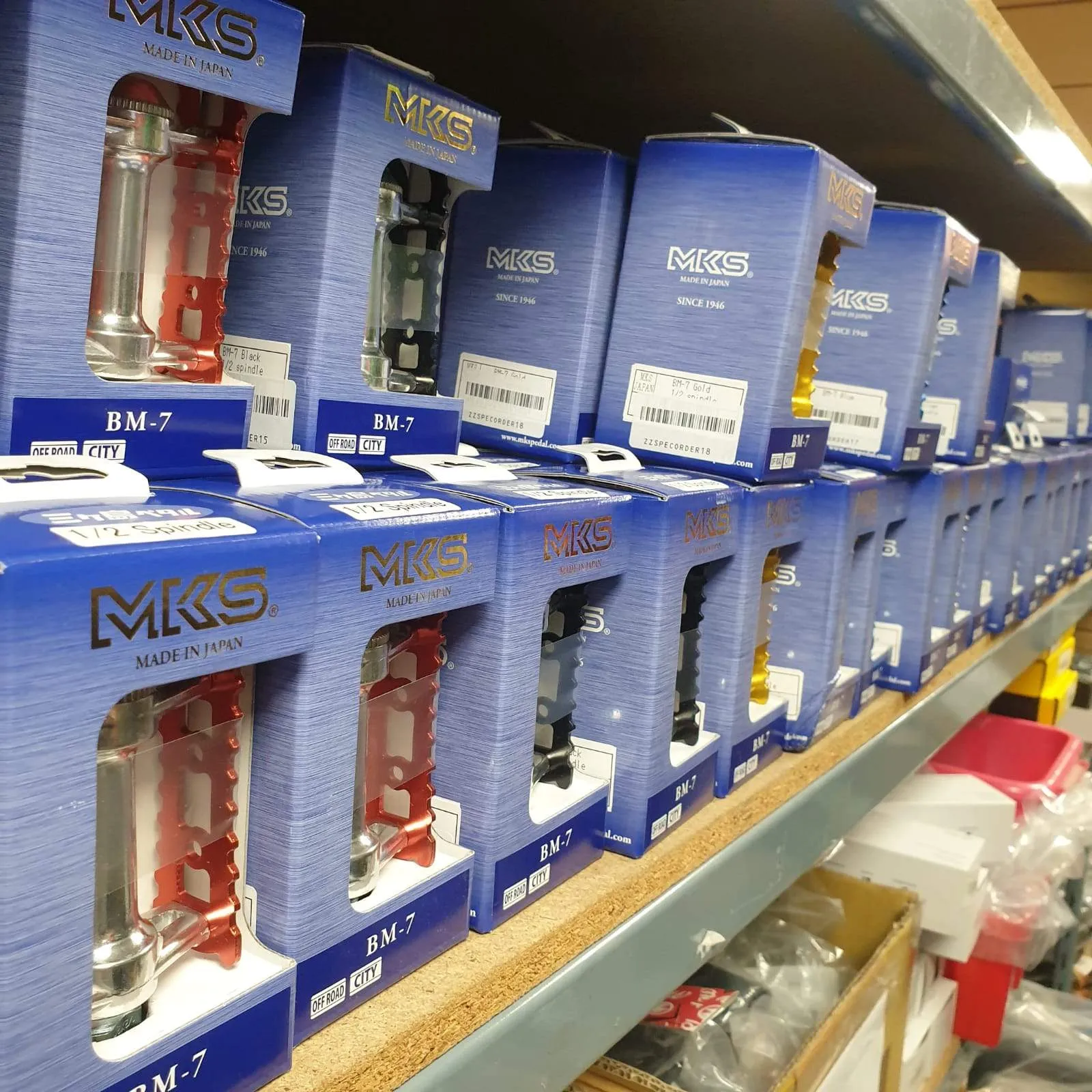 MKS BM-7 Pedal Spindles Pair
