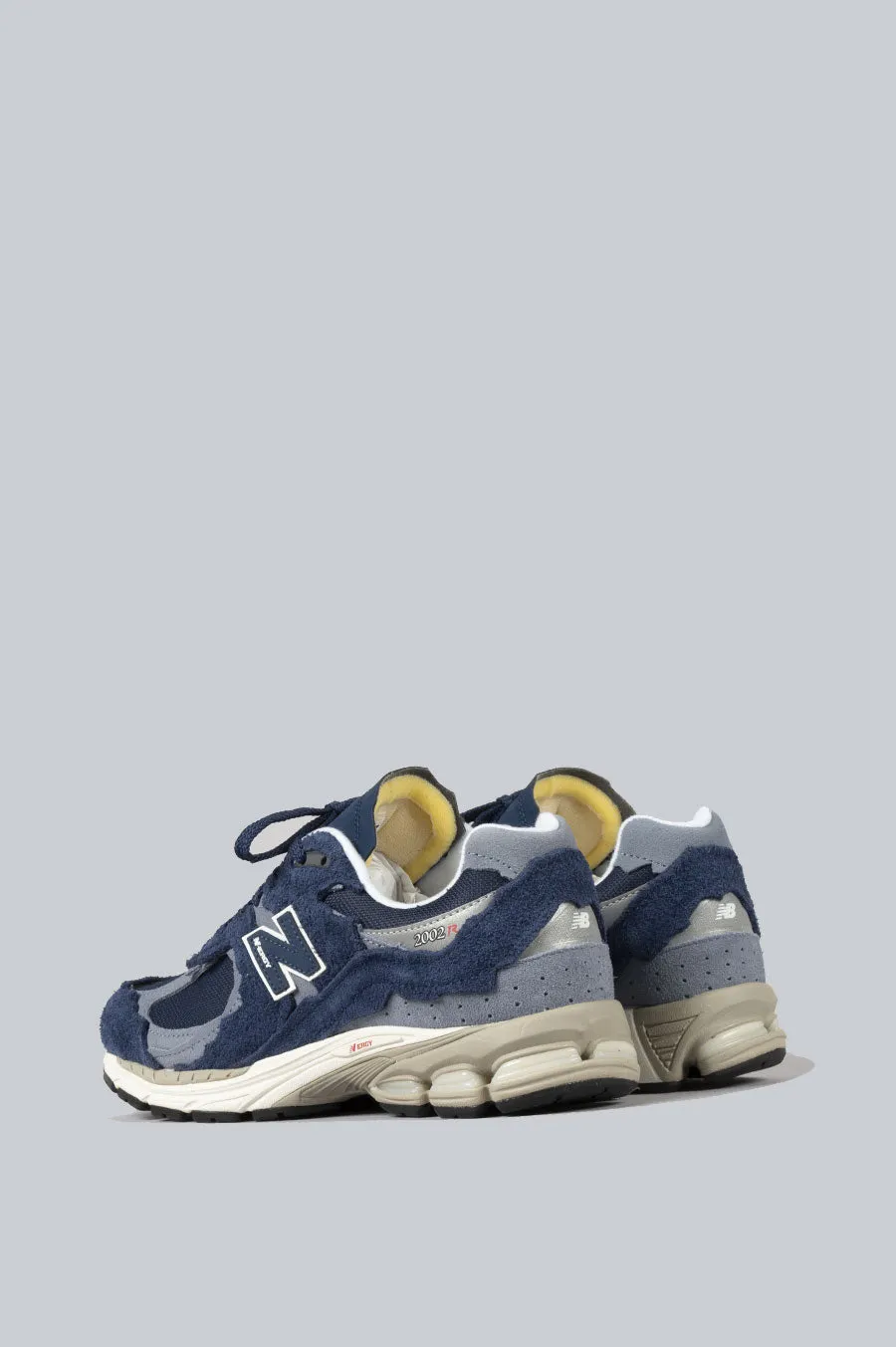 NEW BALANCE 2002 REFINED FUTURE NAVY