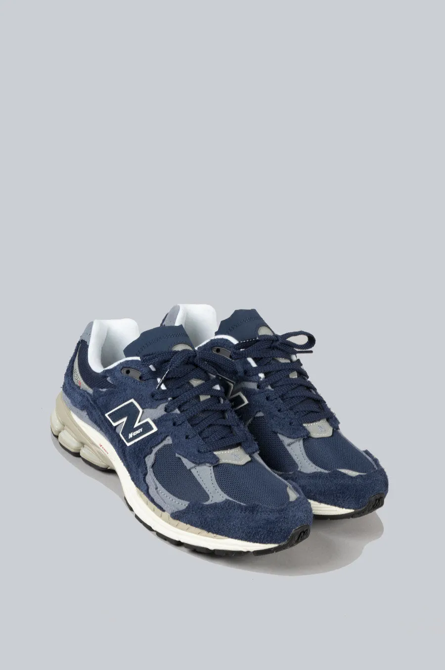 NEW BALANCE 2002 REFINED FUTURE NAVY
