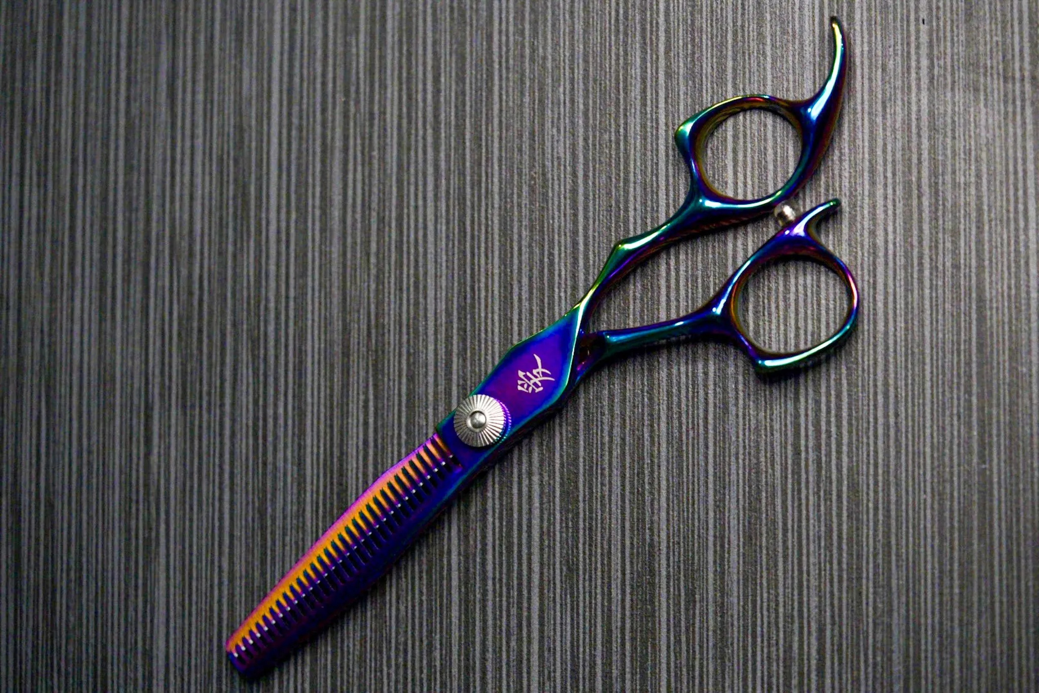 Nova Iridescent Japanese  6 Inch Thinning Shear (M-LINE)