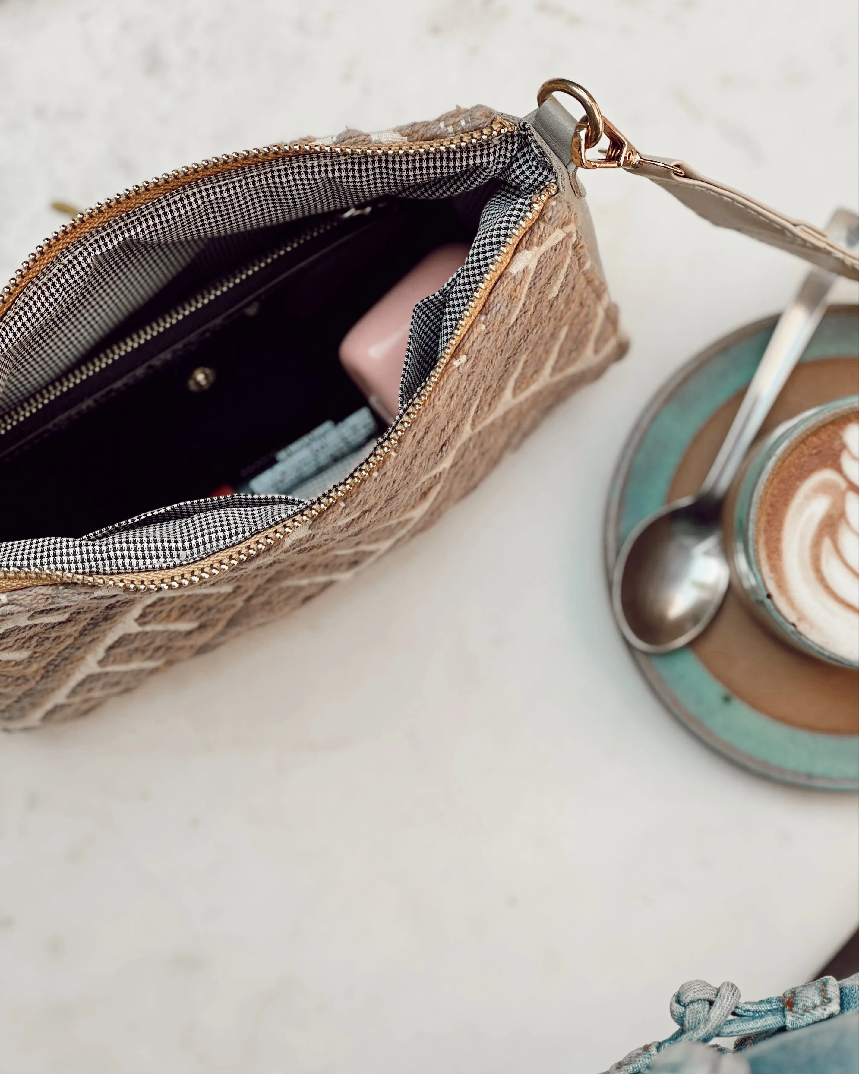 Oak Riviera Baguette Sling