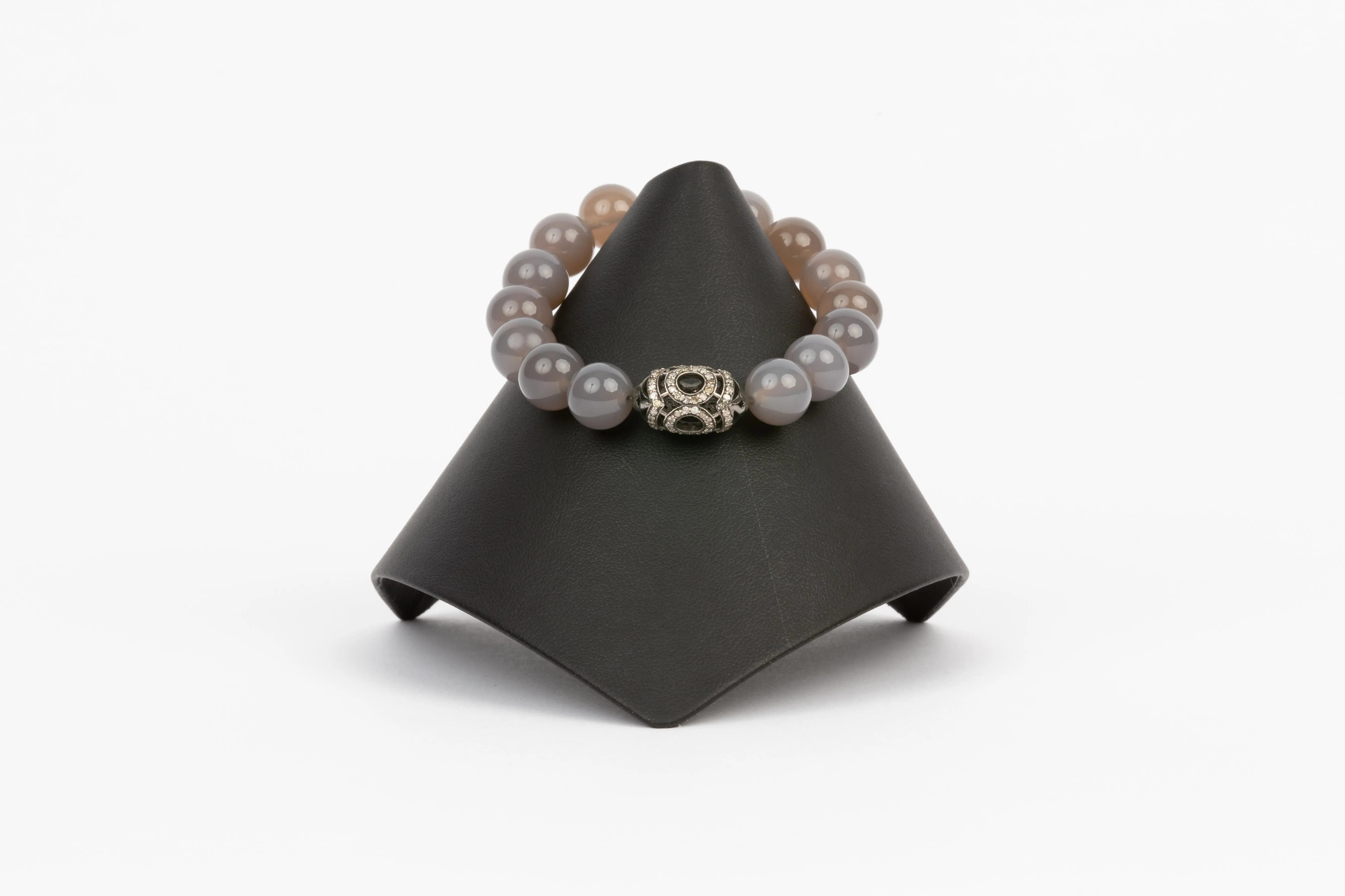 Pave Diamond, Agate