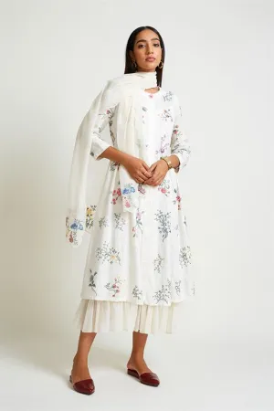 Payal Pratap   -   Rock Garden Azalea Embroidered Scarf Ecru