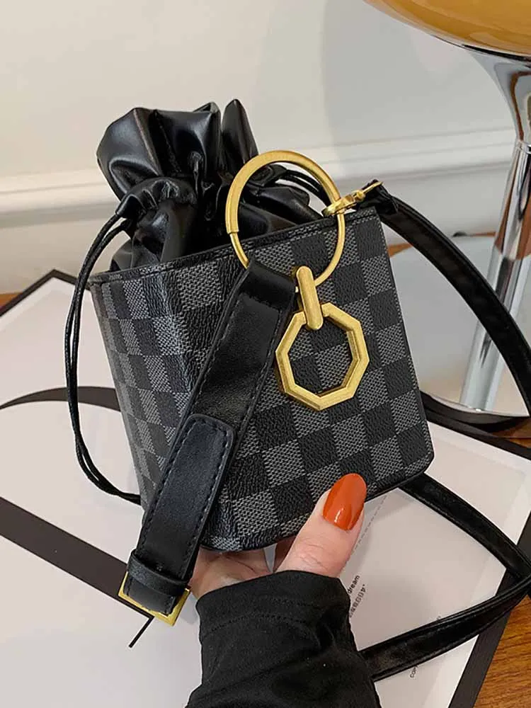 Plaid Drawstring Bucket Bag