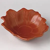 Plymouth Accent Leaf Tea Light Candle Holder in Nutmeg