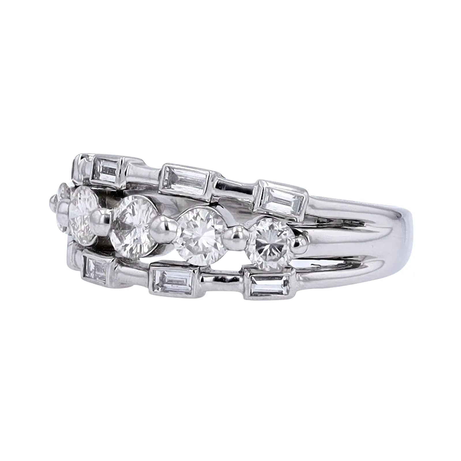 PT900 1.05 CTW Diamond Ring<p><strong>$749</p></strong>