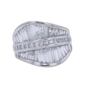 PT900 5.20 CTW Diamond Ring<p><strong>$3,299</p></strong>