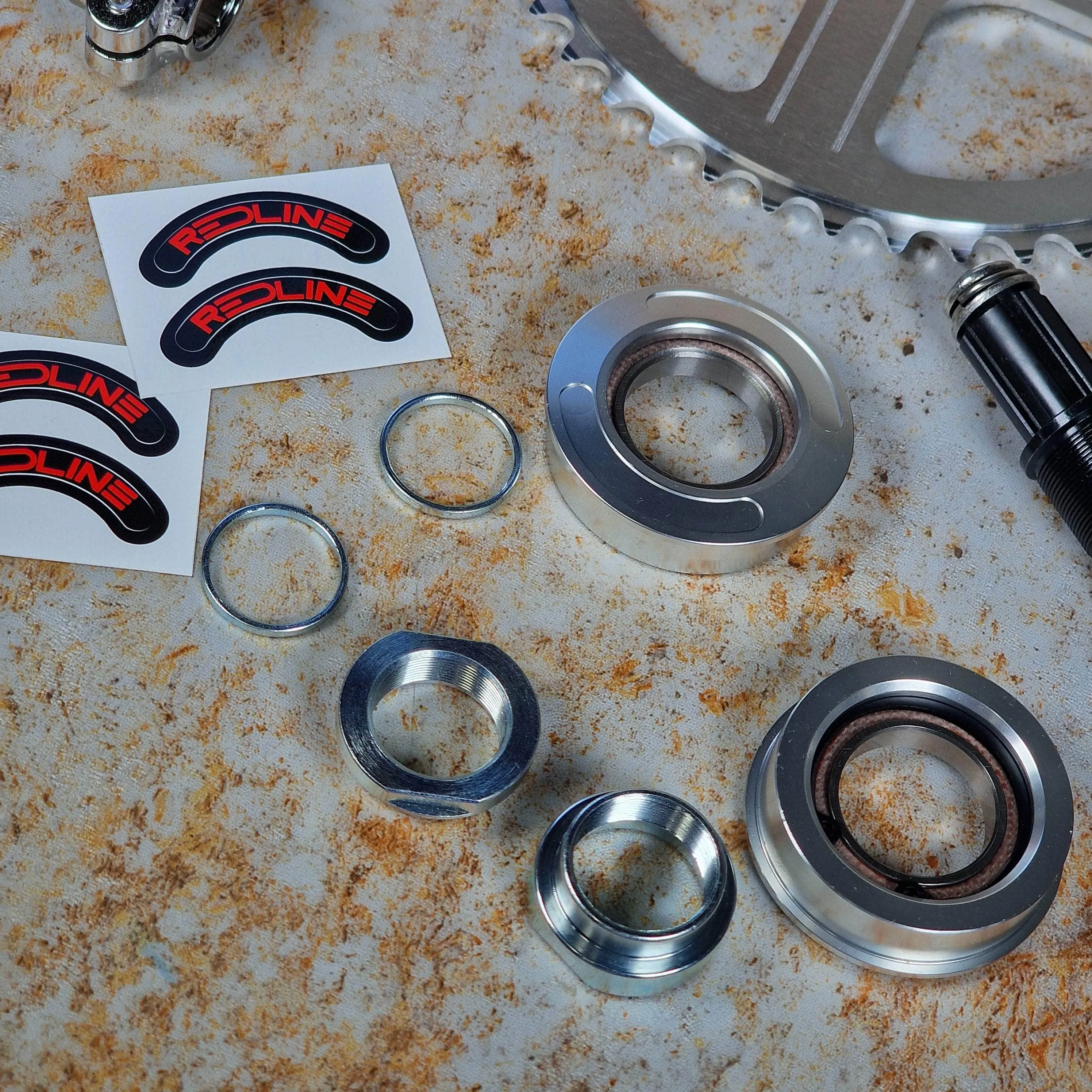 Redline 401 Single Pinch Flight Cranks with Techmatik BB