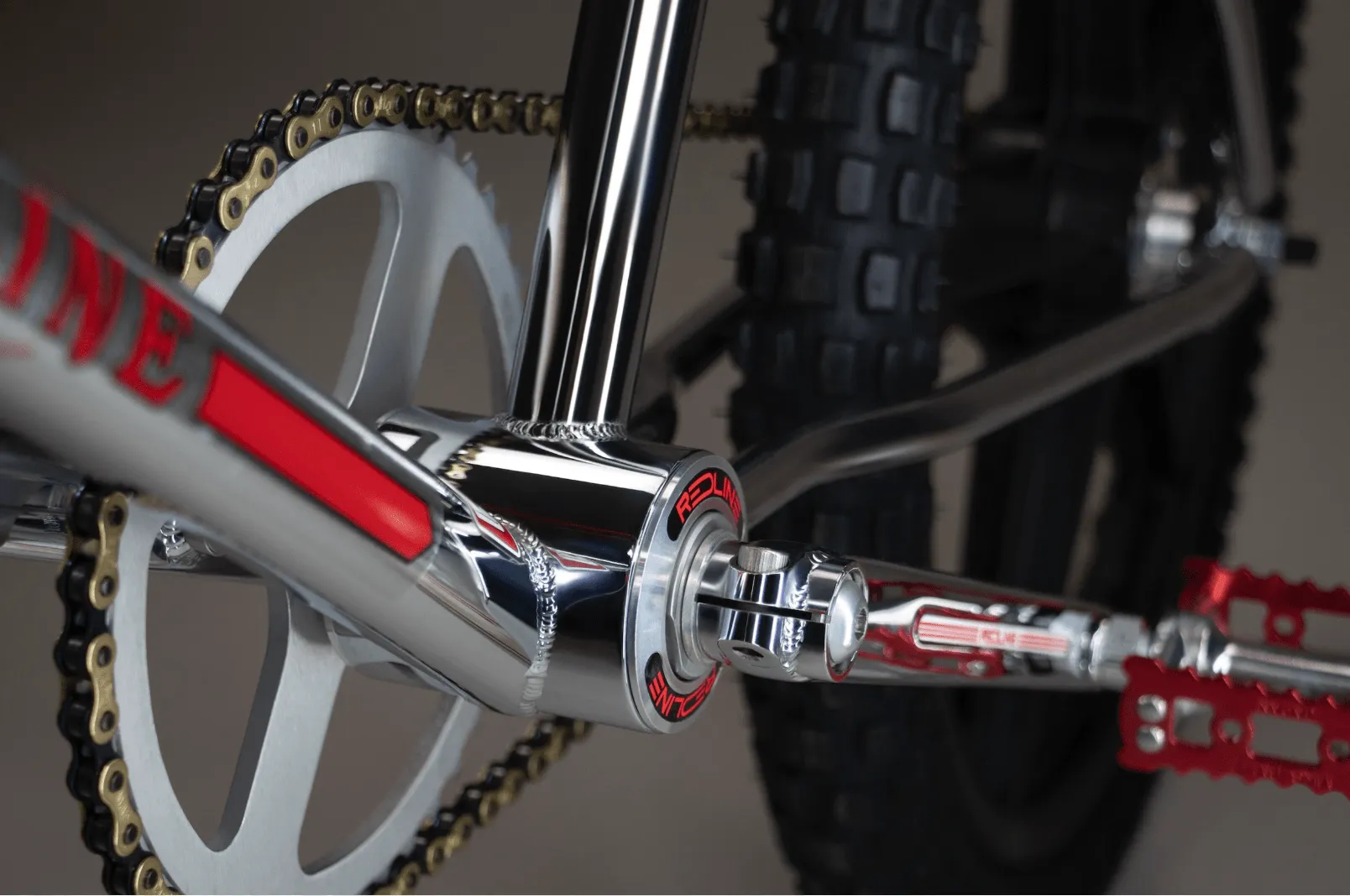 Redline 401 Single Pinch Flight Cranks with Techmatik BB