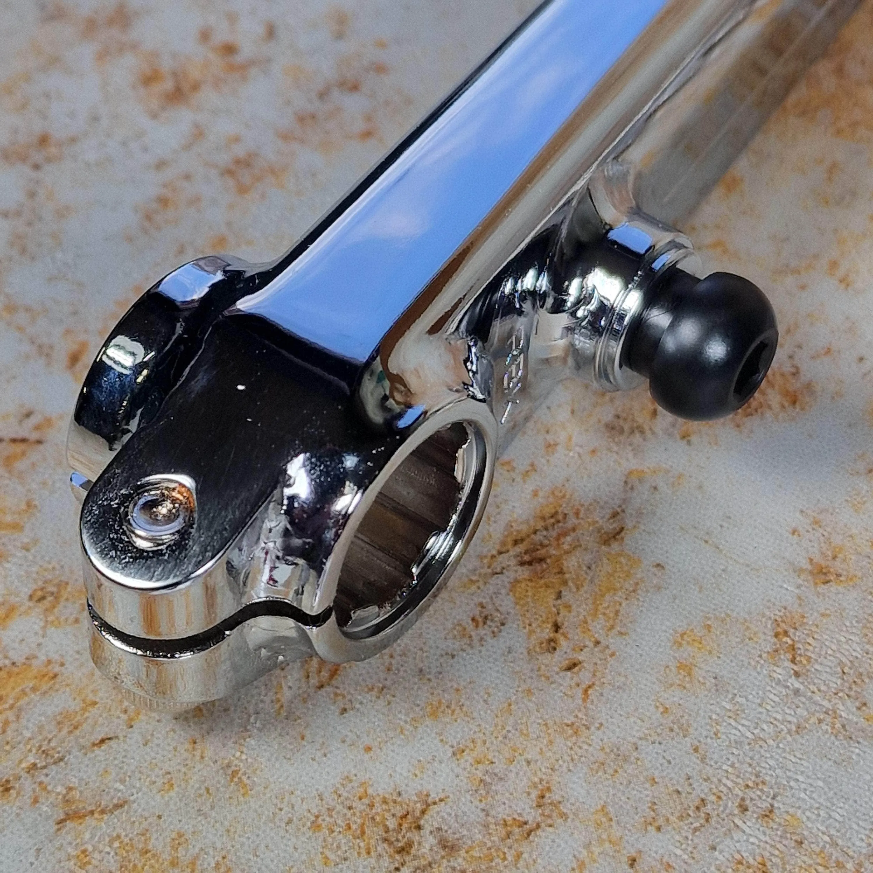 Redline 401 Single Pinch Flight Cranks with Techmatik BB