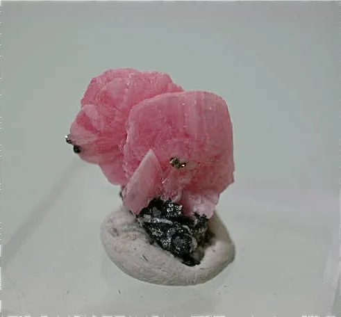 Rhodochrosite and Quartz, American Tunnel, Silverton, Colorado TN 1  x 1.5 x 1.5 cm $100.