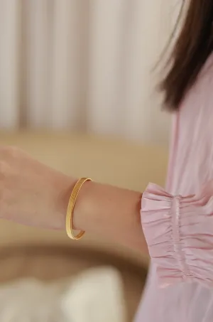 Ribbed Bangle