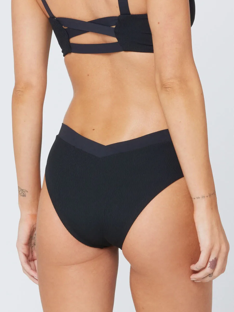 Ribbed Pratt Bottom In Black