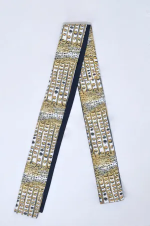 Sash in Neutral Gator