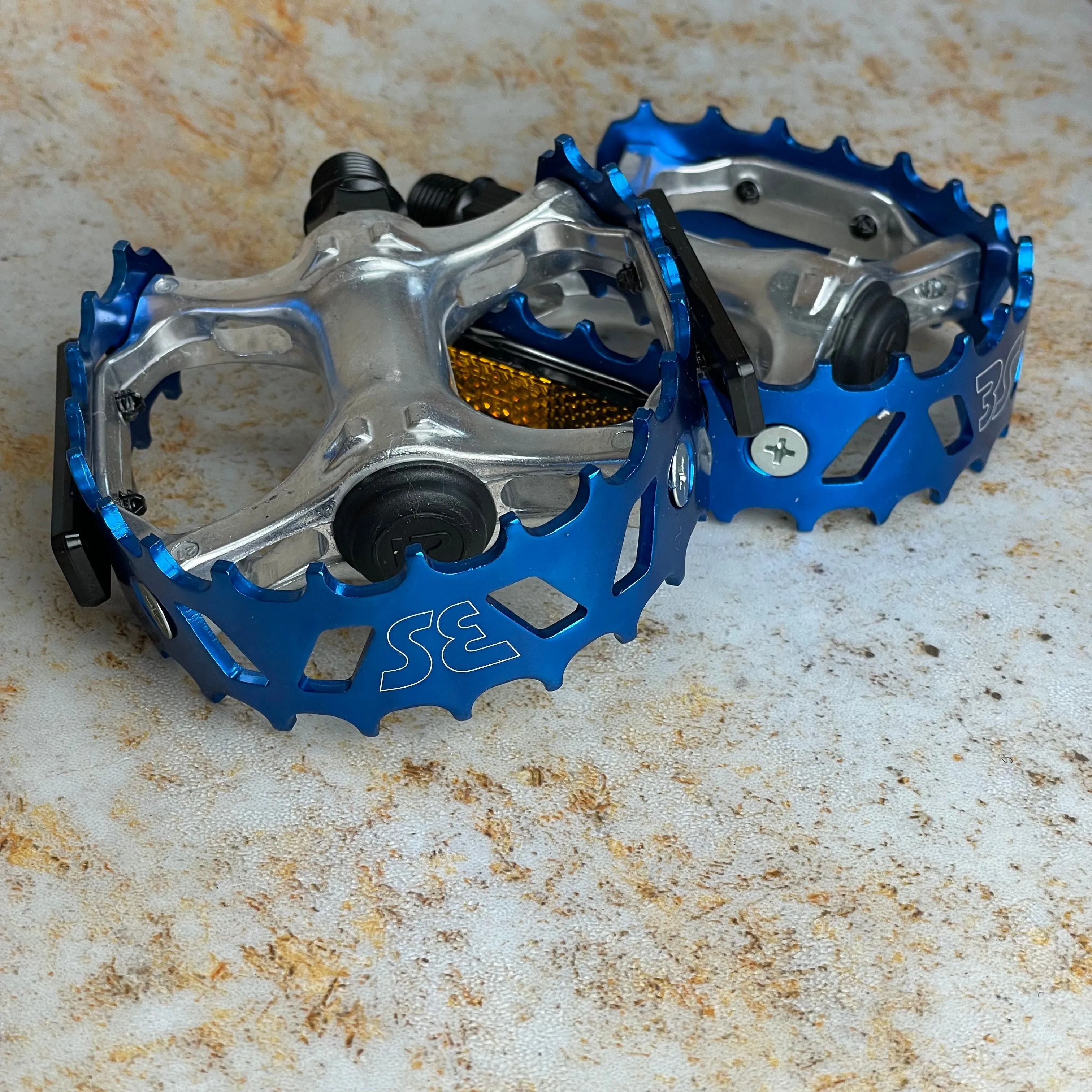 SE Bikes Beartrap Pedals
