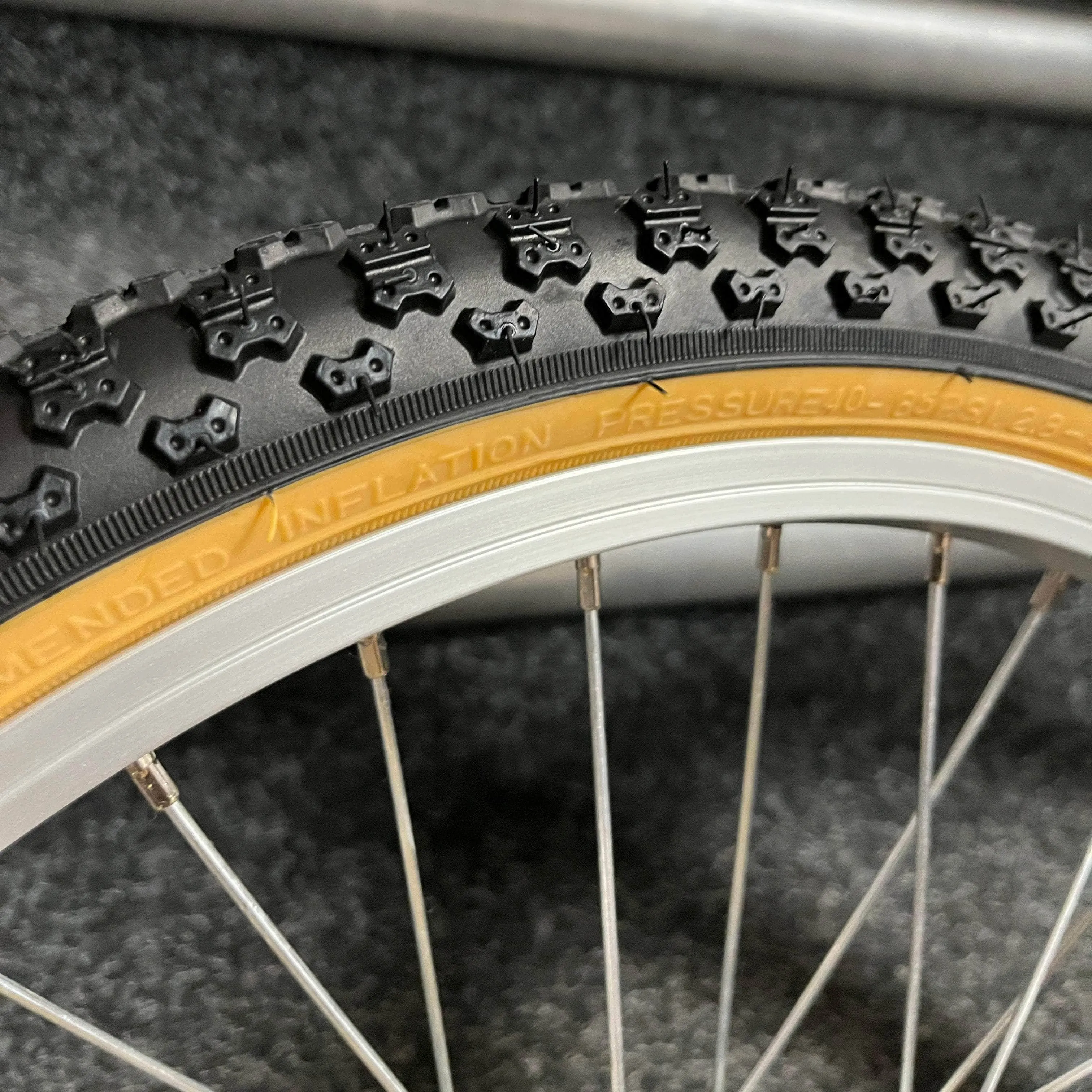 Sealed Bearing Old School Alloy BMX Wheelset with Kenda Tyres
