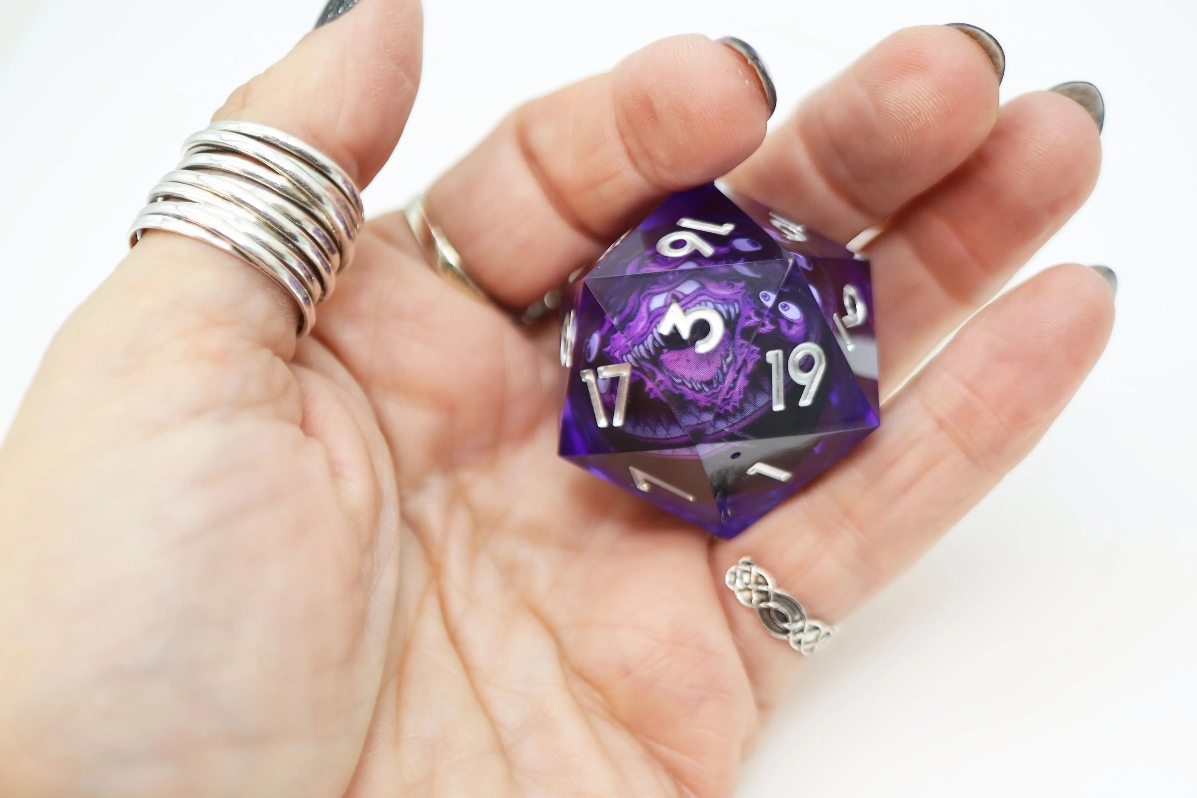 Sharp Edge 35mm Shifting Sphere D20 - Eye Monster