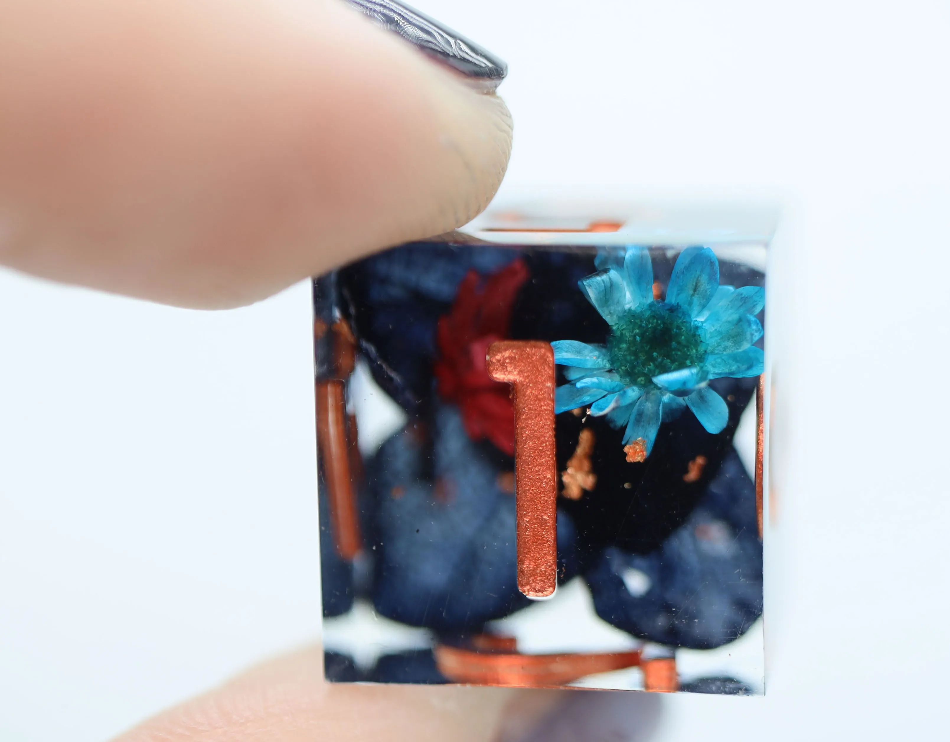 Sharp Edge Resin RPG Dice Set - Efflorescent Petals