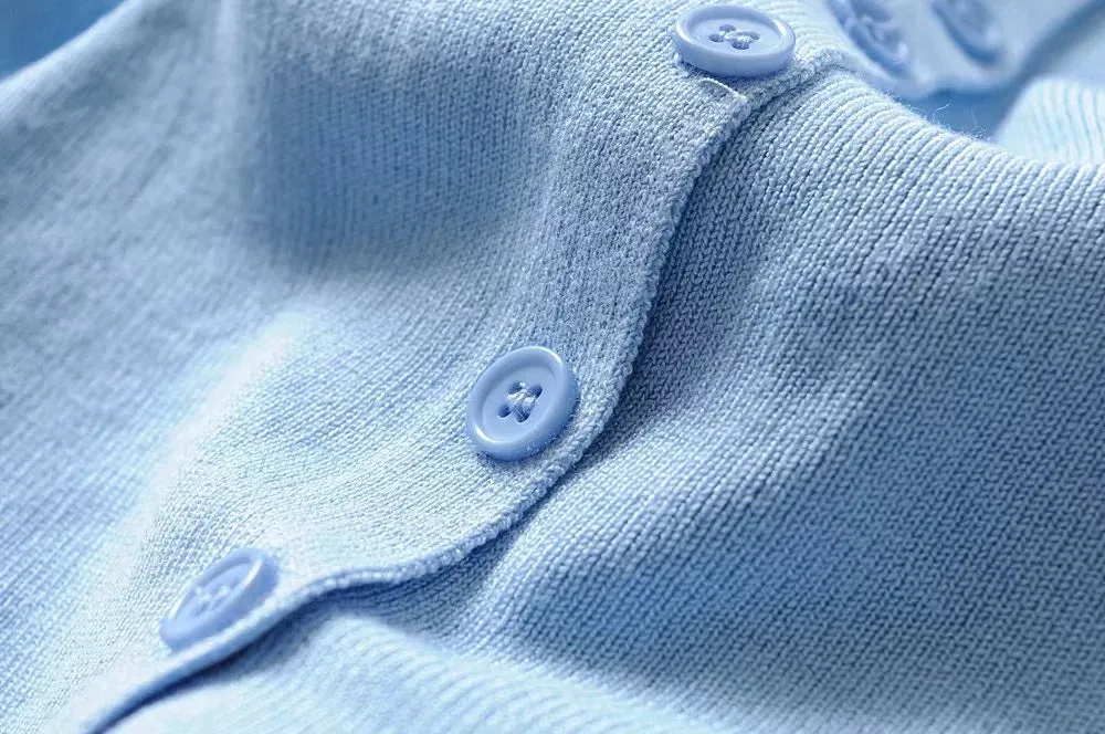 Short-breasted single-breasted knitted button cardigan sweater