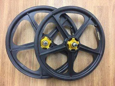 Skyway Graphite Tuff II Gold Alloy Flange Wheels 20 Inch Pair Front and Rear