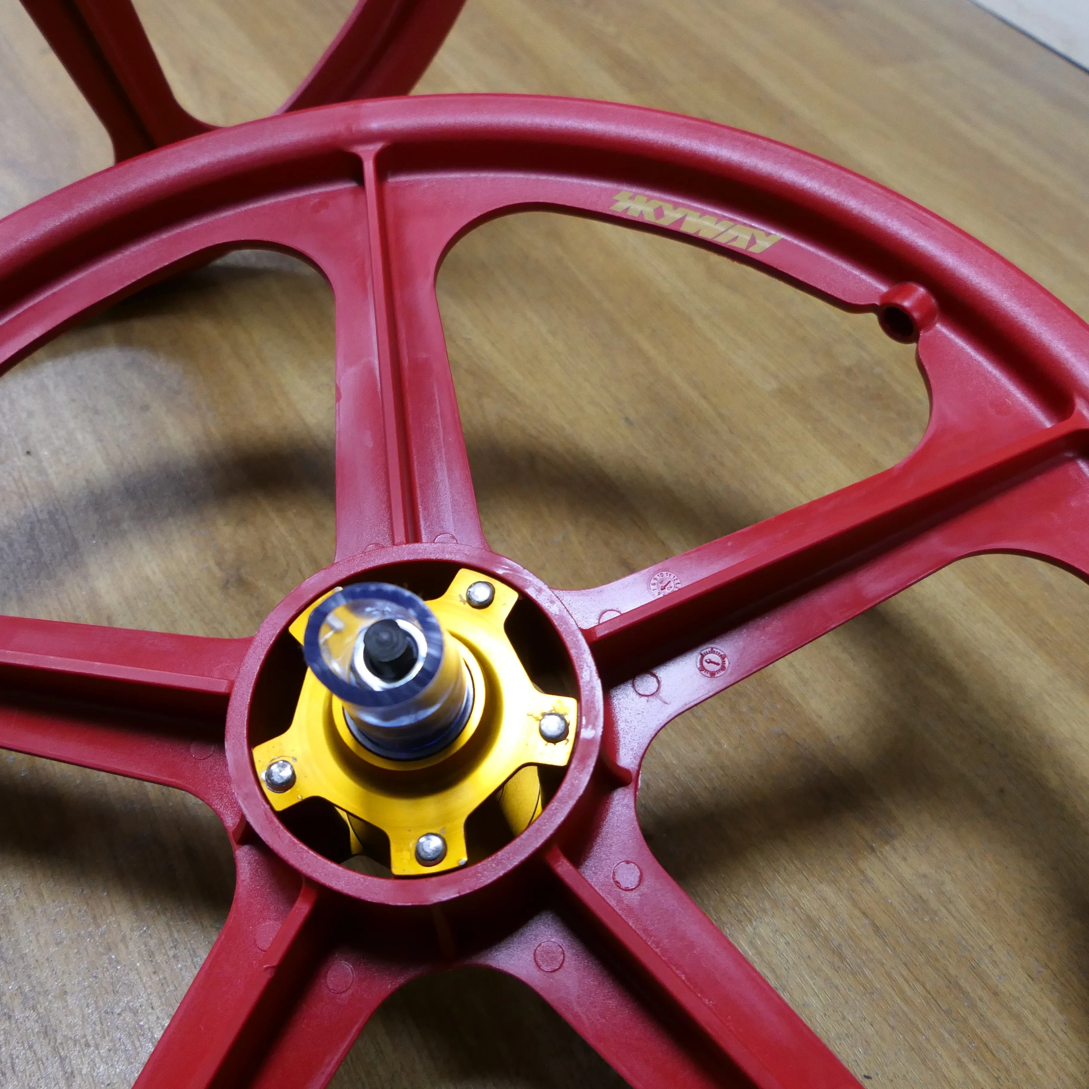 Skyway Tuff II Mag Gold Alloy Flange Wheels 20 Inch Pair Front and Rear