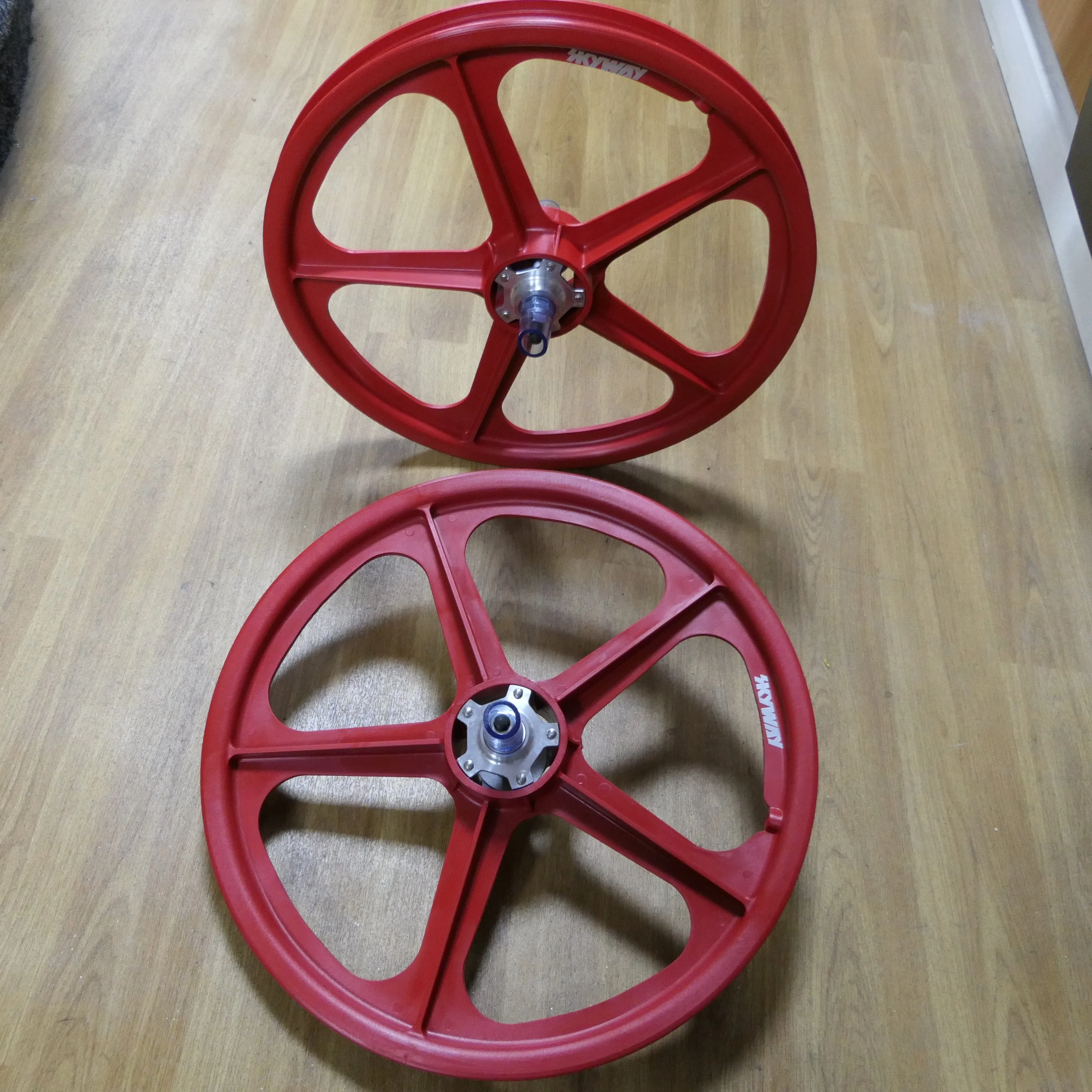 Skyway Tuff II Mag Silver Alloy Flange Wheels 20 Inch Pair Front and Rear