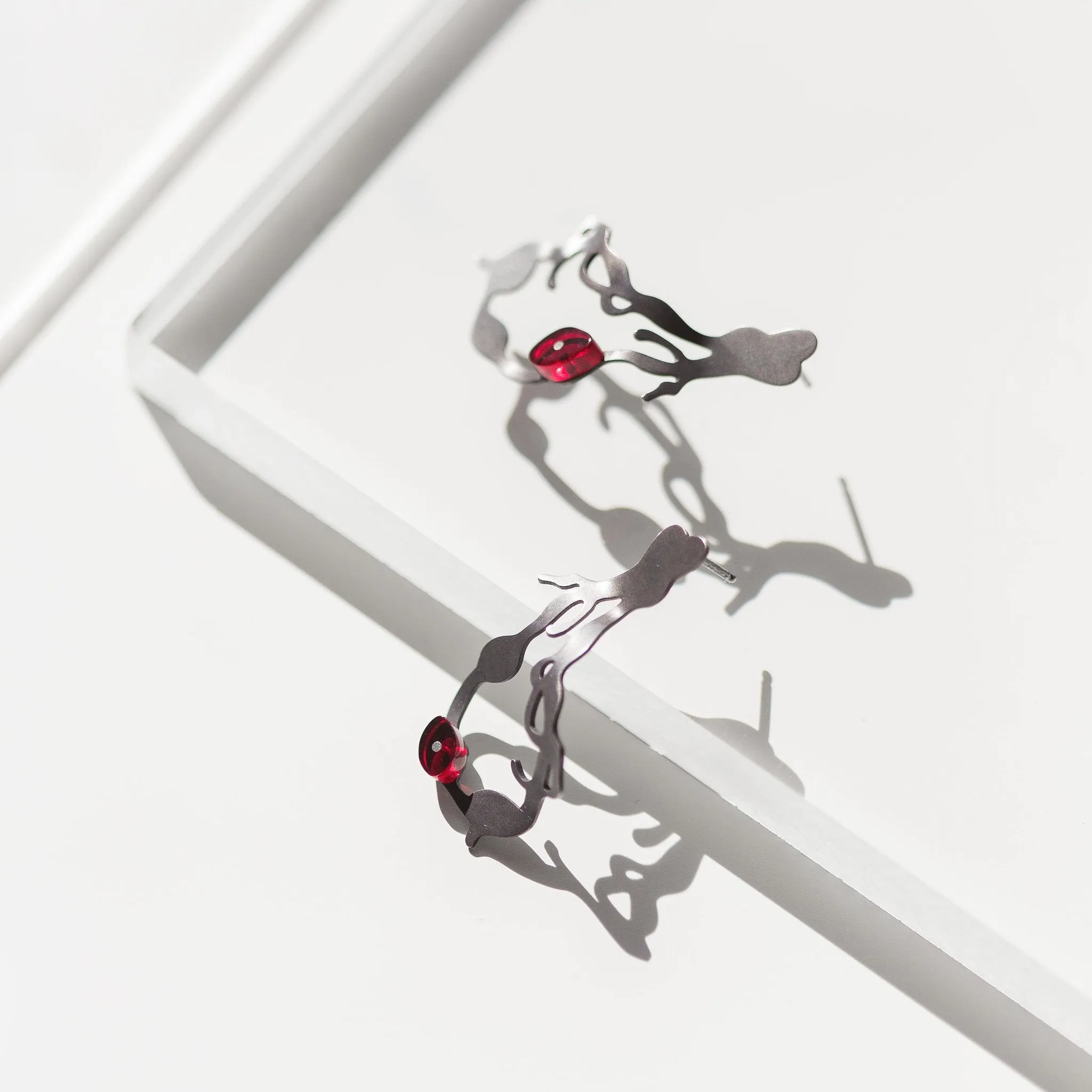 Small Chandelier Seaweed Earrings in Oxidized Silver with Posts