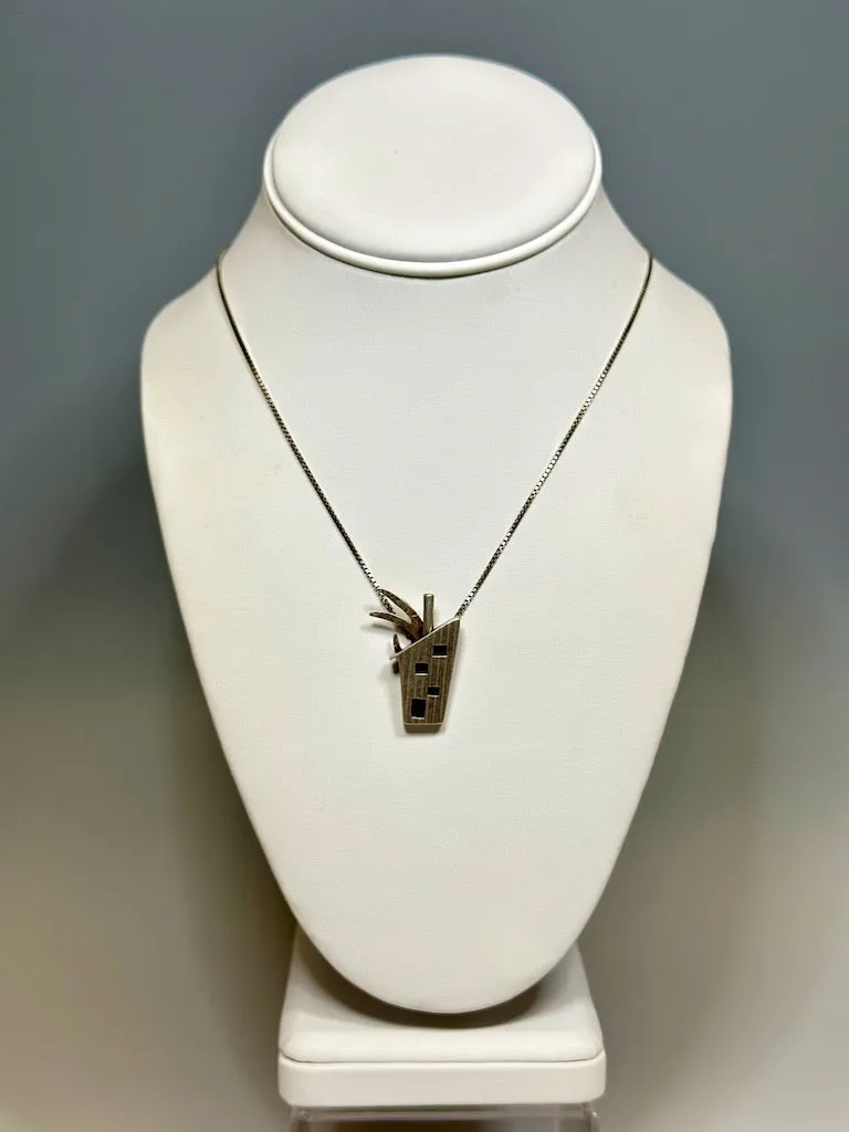 STERLING SILVER TINY HOUSE PENDANT AND SS CHAIN  MS222