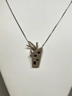 STERLING SILVER TINY HOUSE PENDANT AND SS CHAIN  MS222