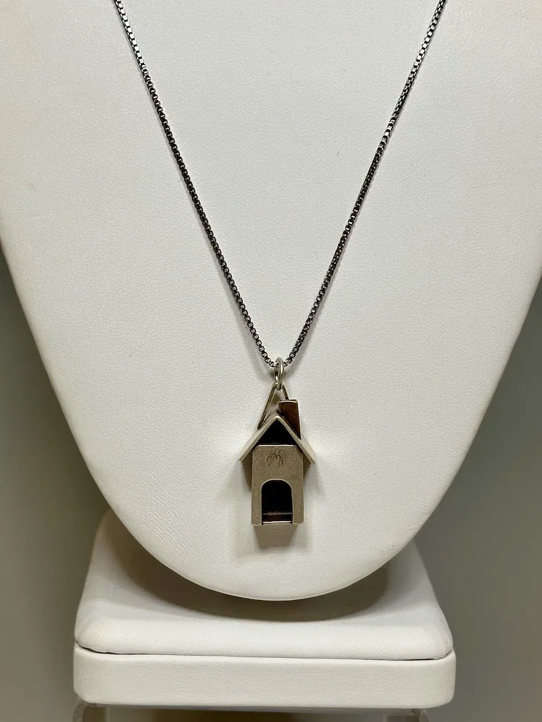 STERLING SILVER TINY HOUSE PENDANT AND SS CHAIN  MS223