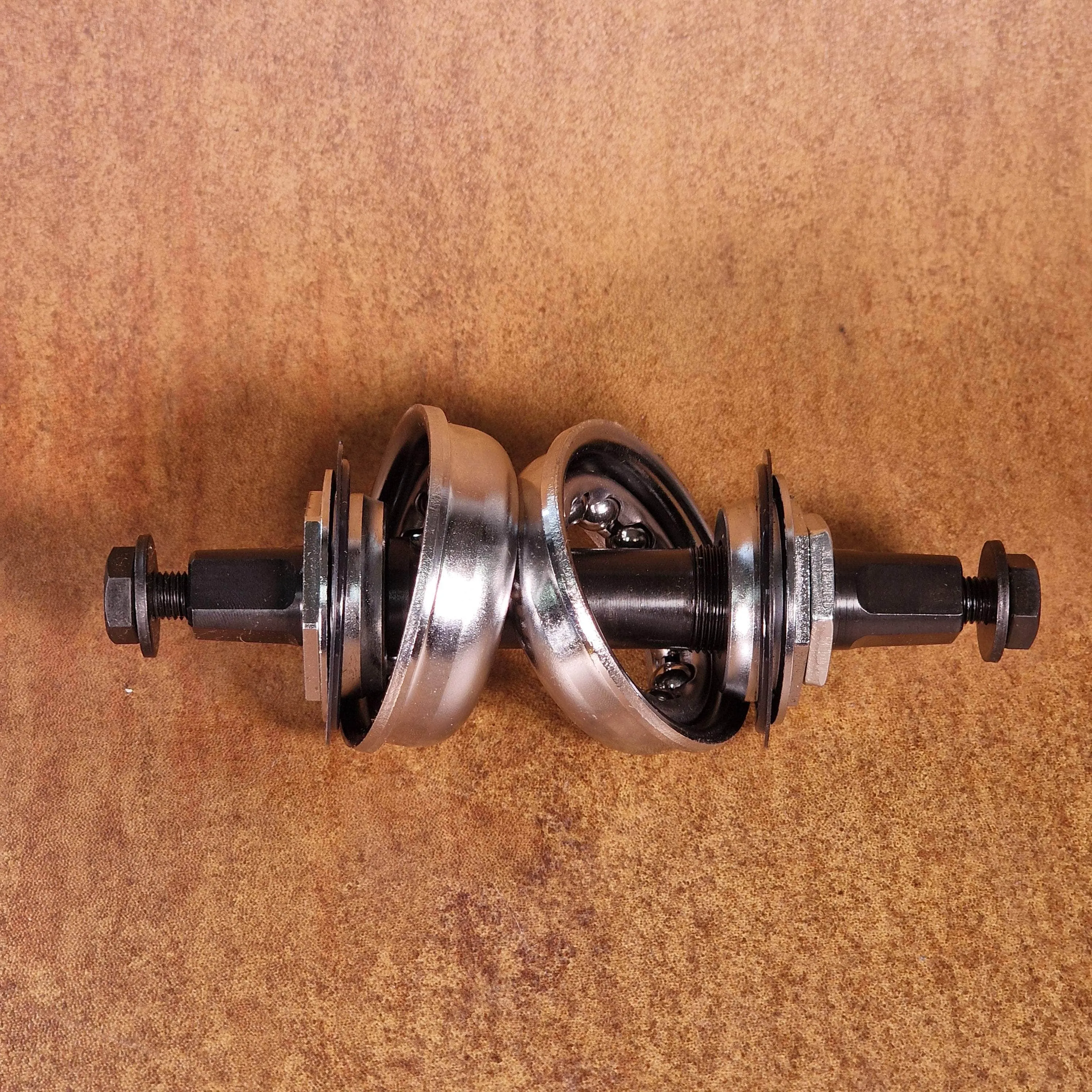 Sunlite Old School American Bottom Bracket for Three Piece Cranks