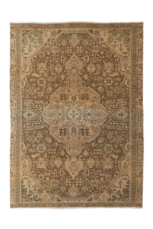 'Terra' Vintage Persian Rug - 6'10" x 9'8"