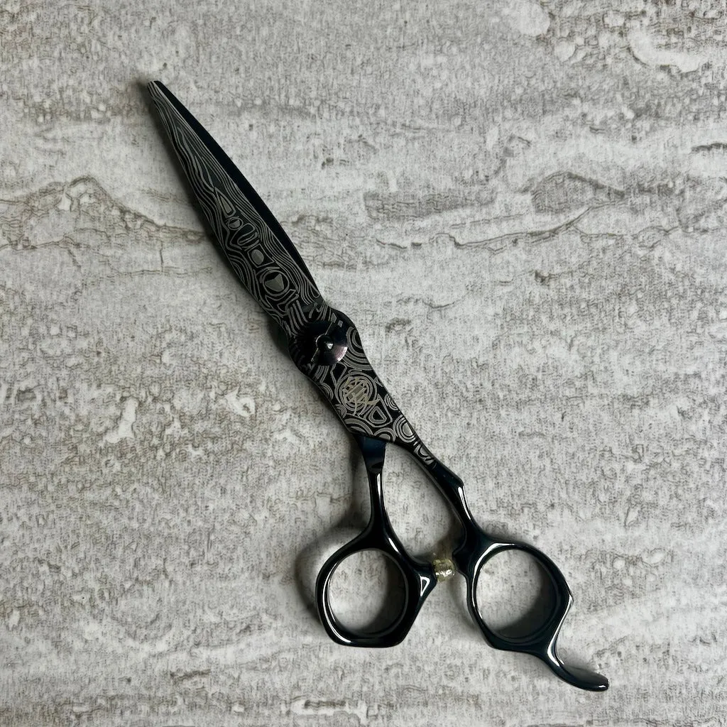 THE GRAND MASTER NOVA BLACK STYLING 6 INCH SHEAR