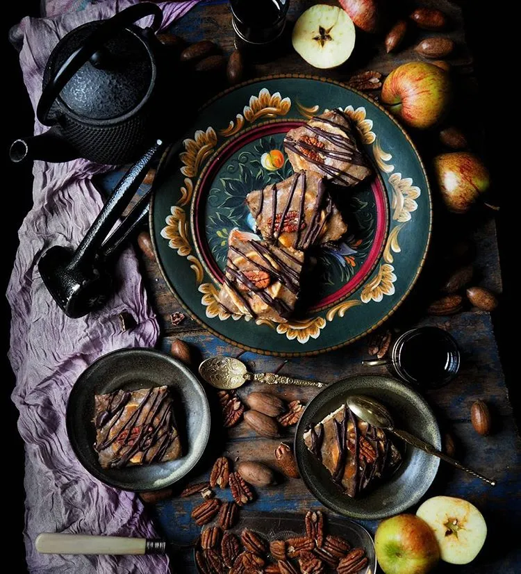 Toffee Apple Pecan Slices
