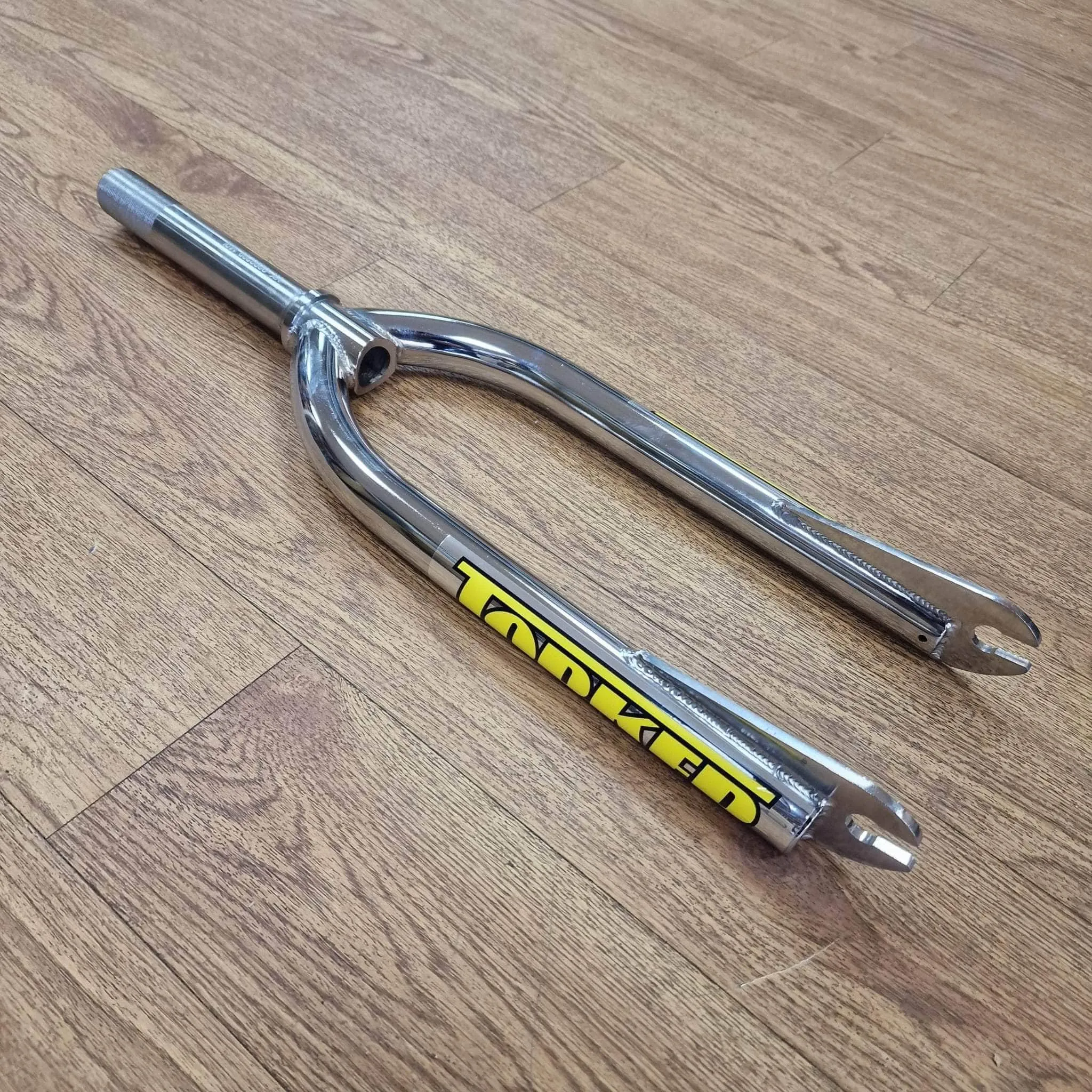 Torker 1 Inch Threaded Forks Chrome