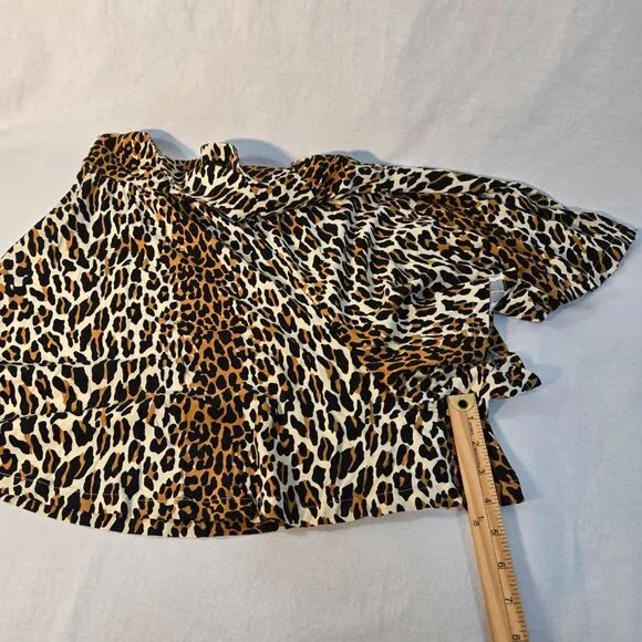 TRASHY DIVA Boho Breezy &amp; Loose High Waist Animal Print Shorts Size 6 LIKE NEW!