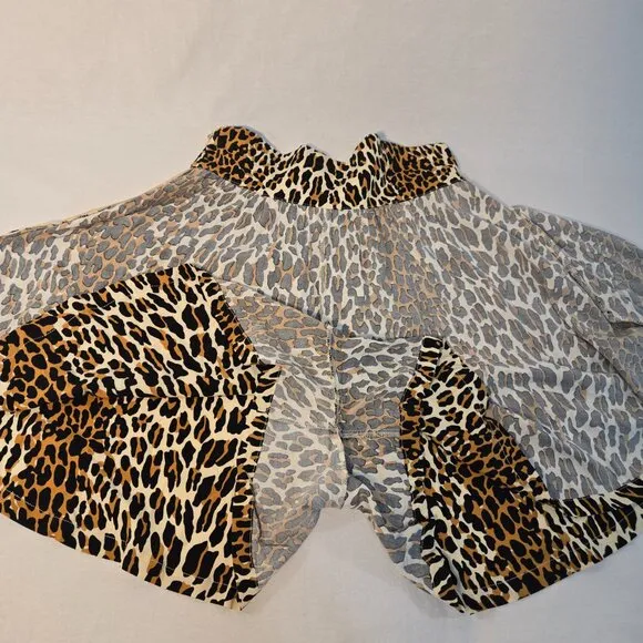 TRASHY DIVA Boho Breezy &amp; Loose High Waist Animal Print Shorts Size 6 LIKE NEW!
