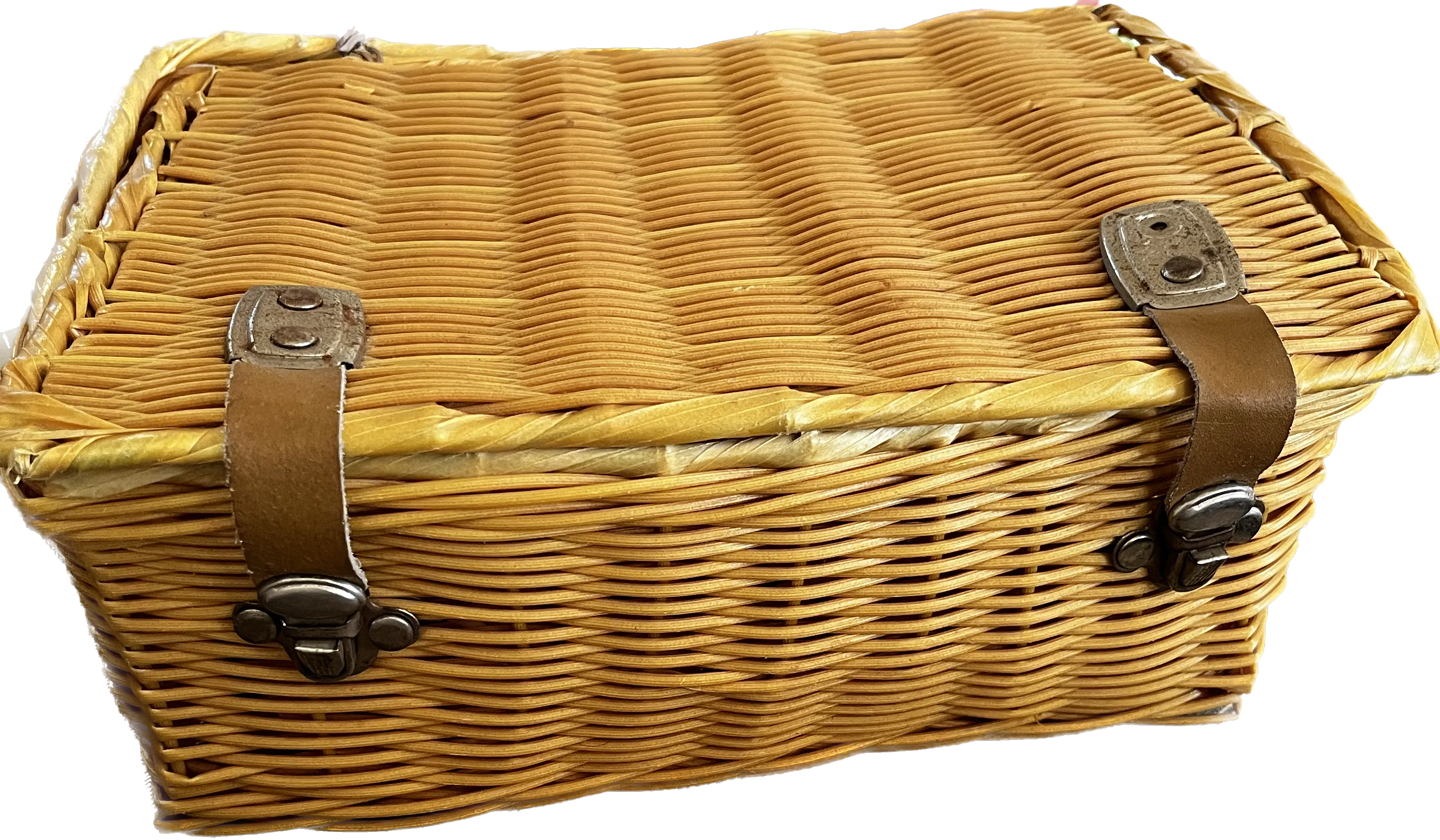 Vintage basket with metal clasps