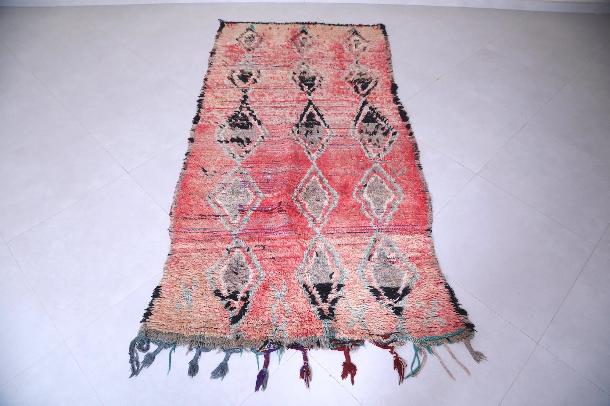 Vintage Moroccan Rug - Handmade Wool Rug 3.8 x 7.7 Feet